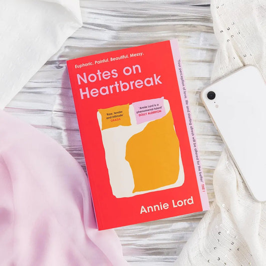 Notes on Heartbreak: -Paperback Ð  by Annie Lord
