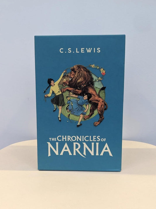 THE CHRONICLES OF NARNIA 7 BOOKS BOX SET book cover